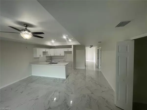 Lehigh Acres, FL 33973,4524/4526 15th ST SW
