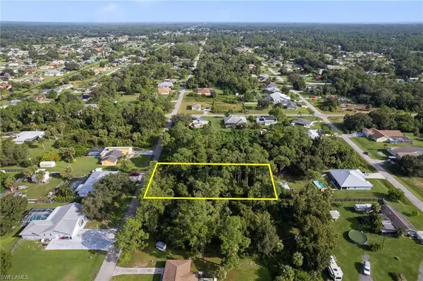 Lehigh Acres, FL 33936,16 Robert AVE