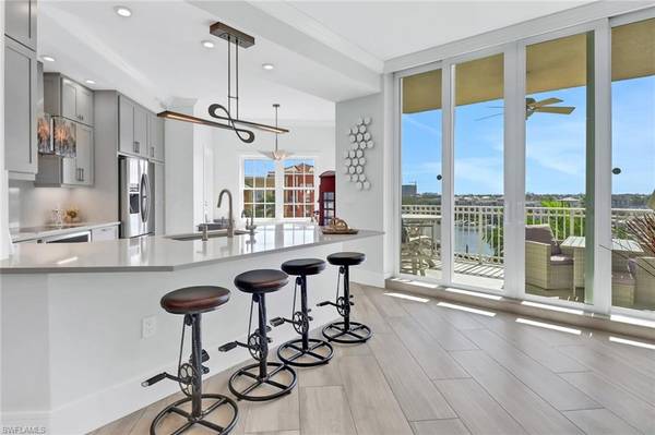 450 Bayfront PL #4506, Naples, FL 34102