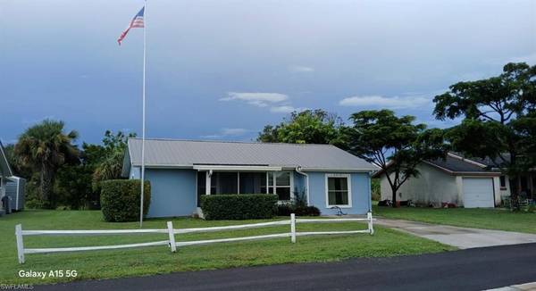 2010 Mainstay ST, Labelle, FL 33935