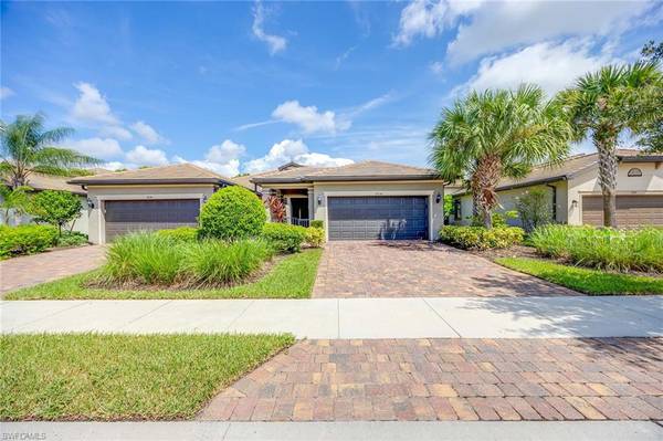 7638 Jacaranda LN, Naples, FL 34114