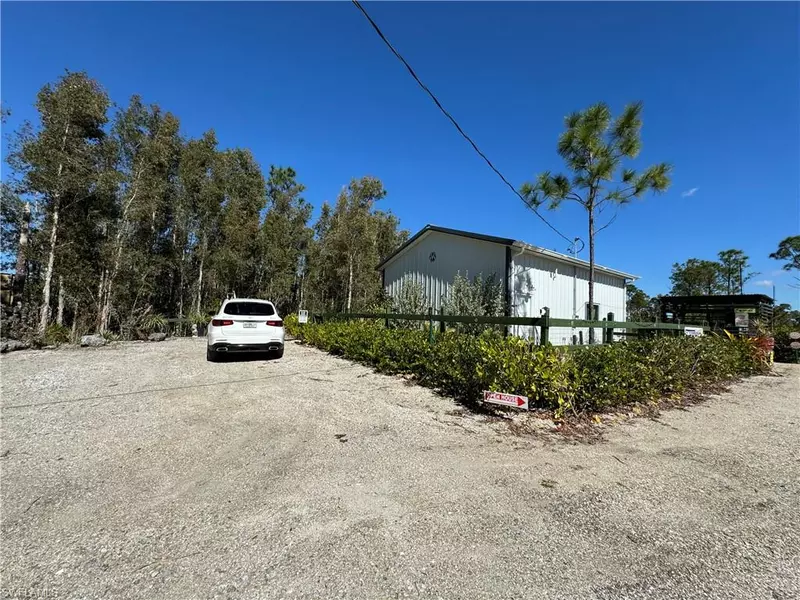 32576 Oil Well RD, Punta Gorda, FL 33955