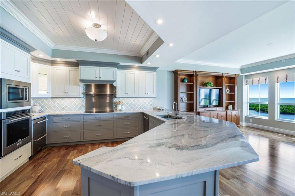 Naples, FL 34110,295 Grande WAY #1004