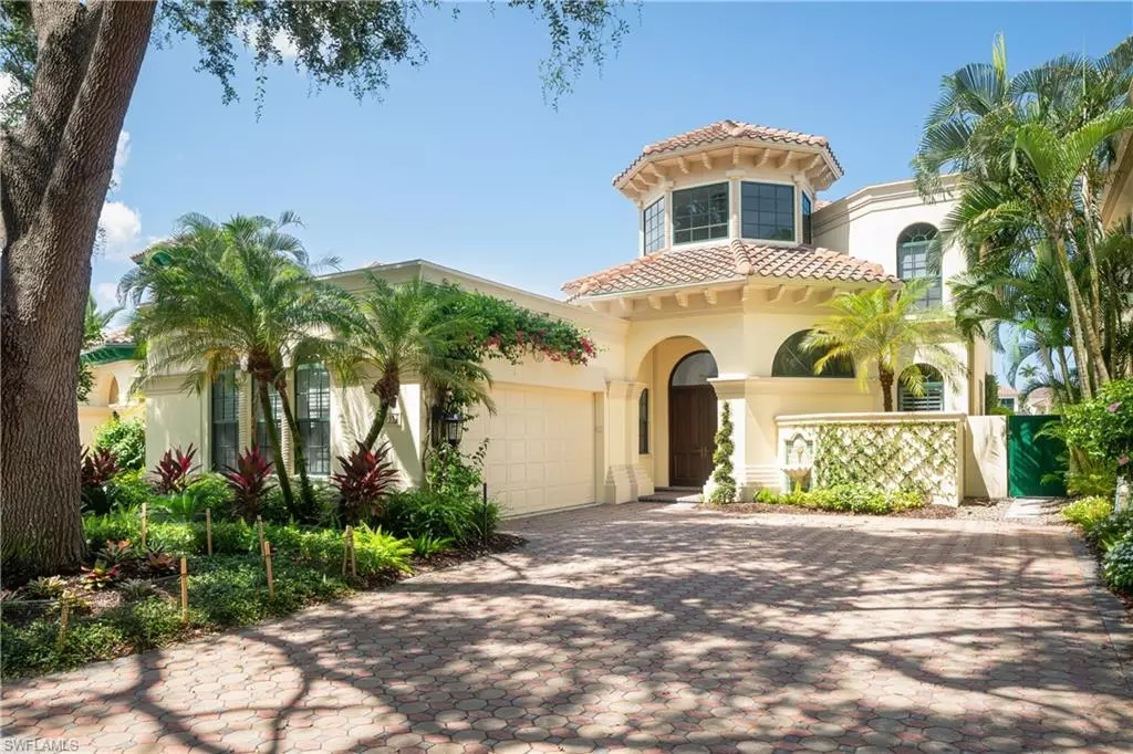 Naples, FL 34108,7935 Vizcaya WAY