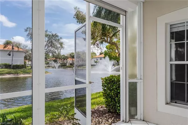 Naples, FL 34109,7576 Oleander Gate DR #102