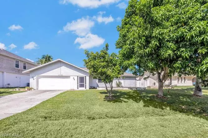 27540 Wisconsin ST, Bonita Springs, FL 34135