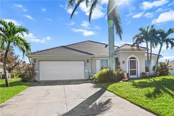 1207 NW 27th PL, Cape Coral, FL 33993