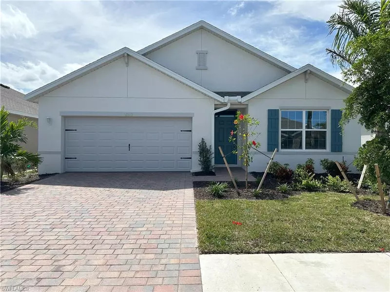 20273 Camino Torcido LOOP, North Fort Myers, FL 33917