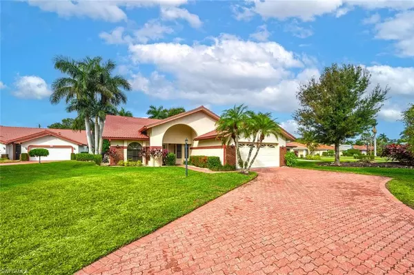 Naples, FL 34104,581 Country Walk CT