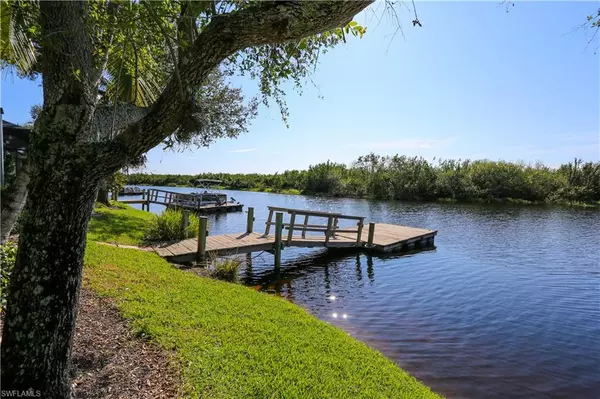 Naples, FL 34114,8422 Mallards WAY