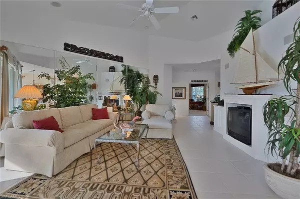 Naples, FL 34120,8225 Danbury BLVD #1-201