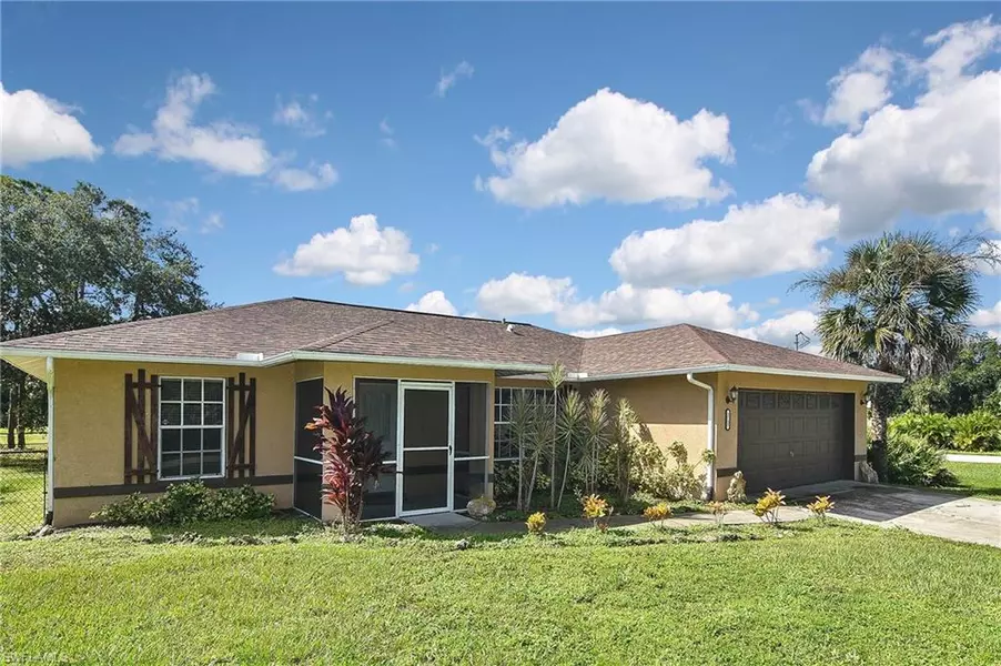 3737 Kemper ST, Fort Myers, FL 33905