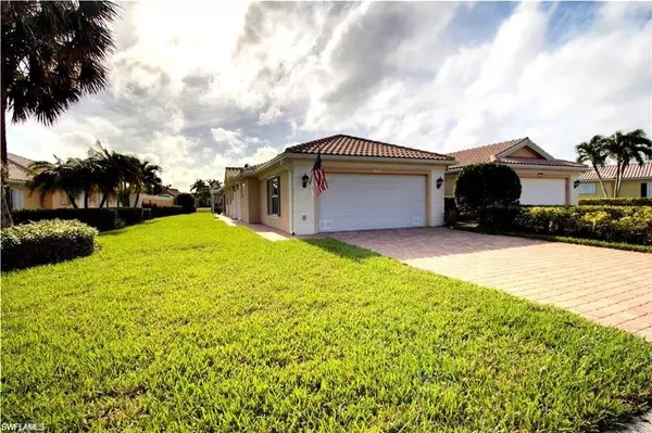 Naples, FL 34114,7174 Marconi CT