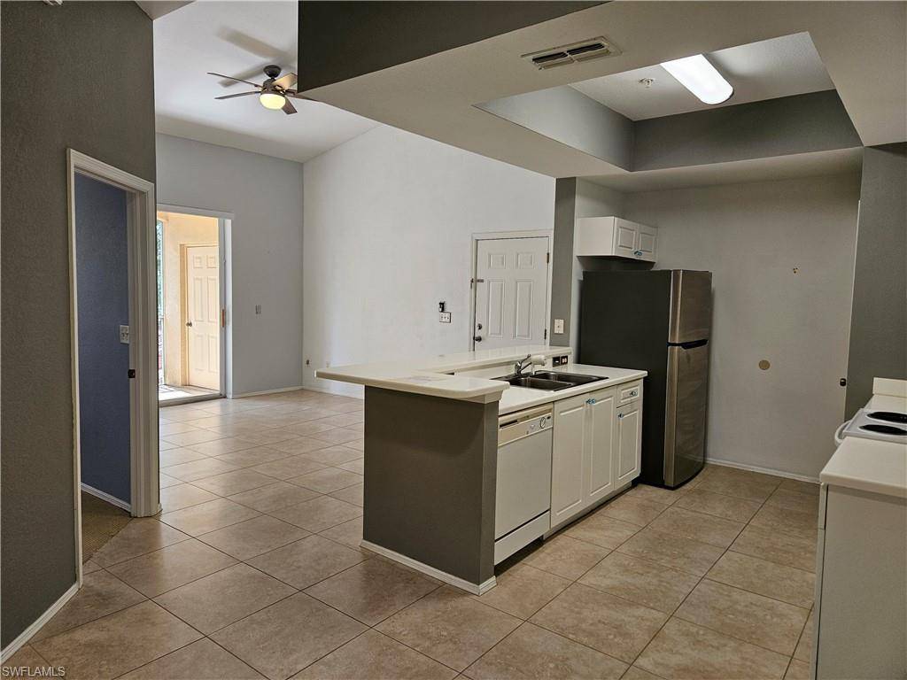 9055 Colby DR #2218, Fort Myers, FL 33919