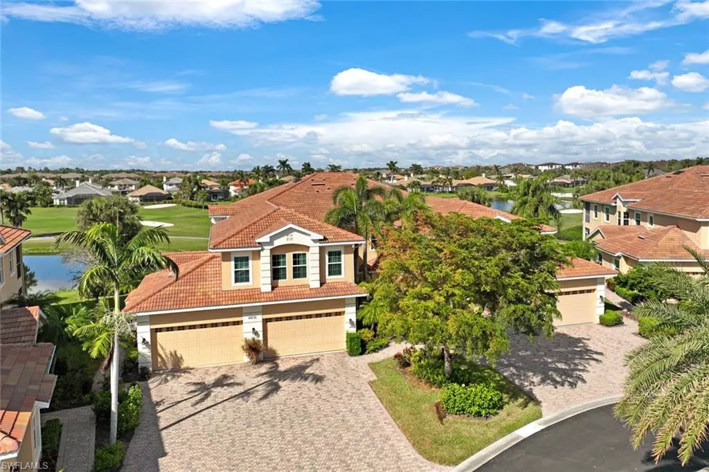 Naples, FL 34110,6031 Trophy DR #201