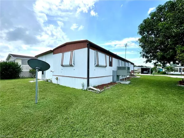 Bonita Springs, FL 34135,27303 Pauline DR