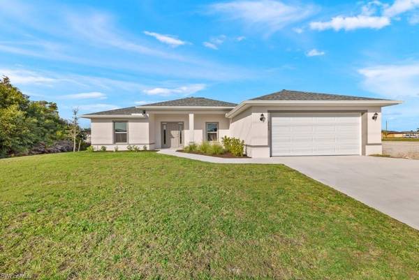 2048 NE 18th ST, Cape Coral, FL 33909