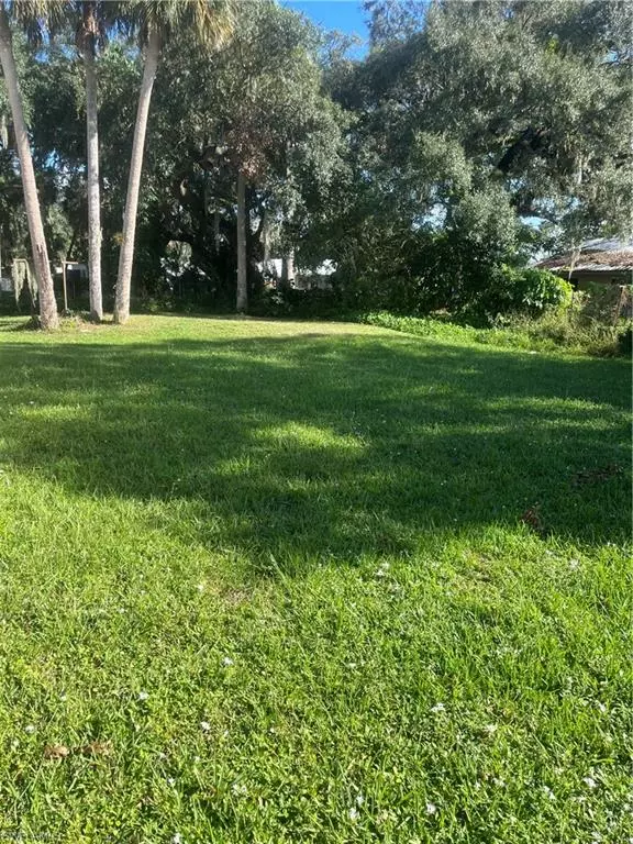 Labelle, FL 33935,345 3rd AVE