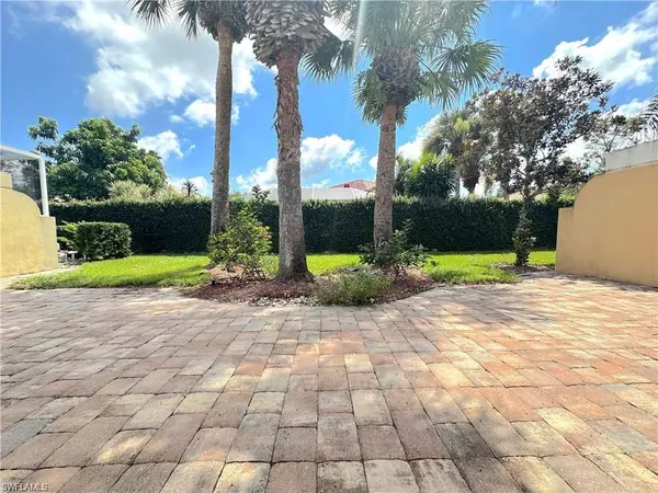 Bonita Springs, FL 34135,29013 Alessandria CIR