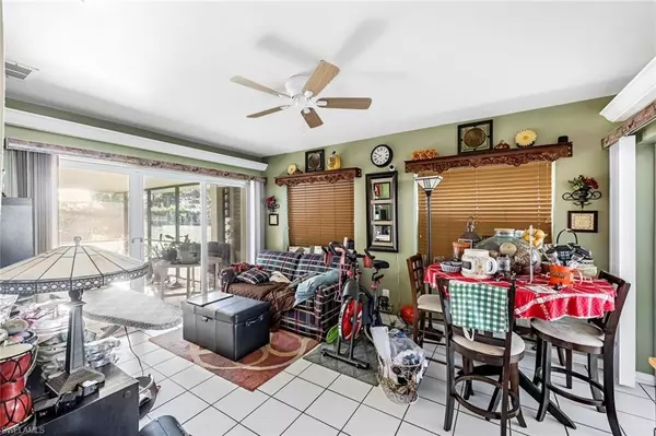 Cape Coral, FL 33990,1722 SE 14th TER