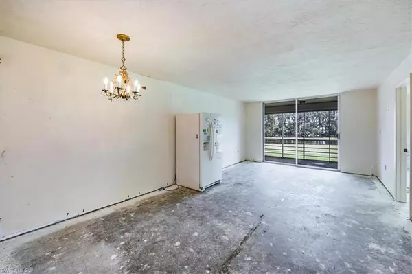 Naples, FL 34105,501 Forest Lakes BLVD #1-212