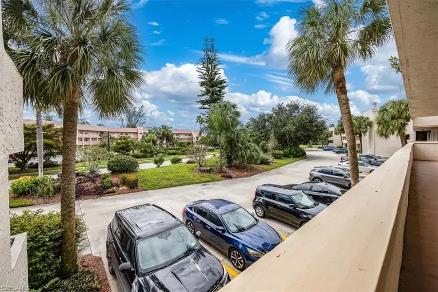 501 Forest Lakes BLVD #1-212, Naples, FL 34105