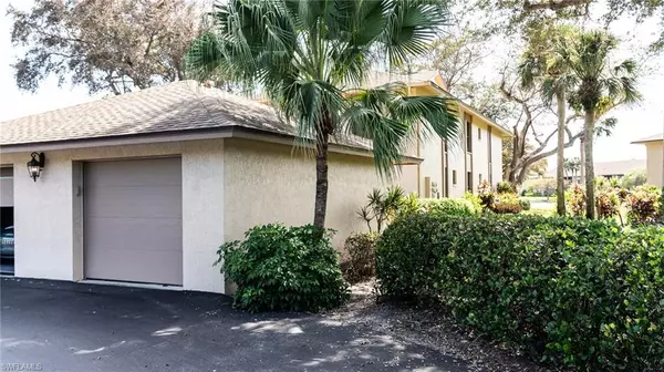 Naples, FL 34110,503 Lake Louise CIR #202