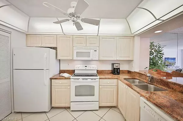Marco Island, FL 34145,651 Seaview CT #B207