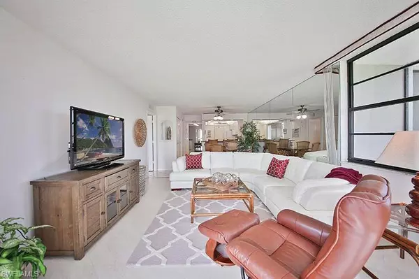 Marco Island, FL 34145,651 Seaview CT #B207