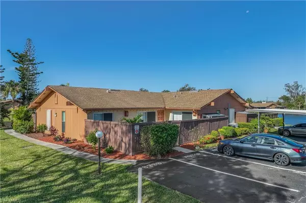Fort Myers, FL 33908,6394 Royal Woods DR