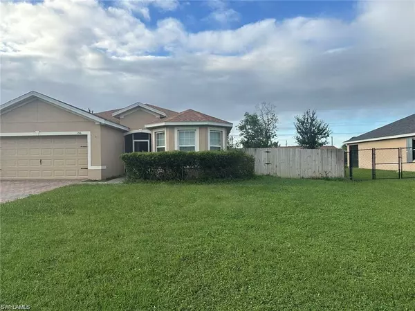 Cape Coral, FL 33991,216 SW 21st LN