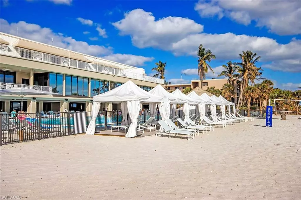 Sanibel, FL 33957,1501 Middle Gulf DR #I207