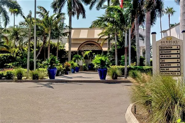 Sanibel, FL 33957,1501 Middle Gulf DR #I207