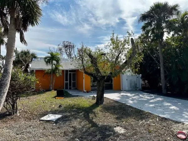 Sanibel, FL 33957,530 Leather Fern PL