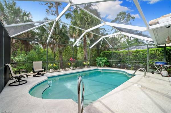 786 Wiggins Bay DR #19R, Naples, FL 34110