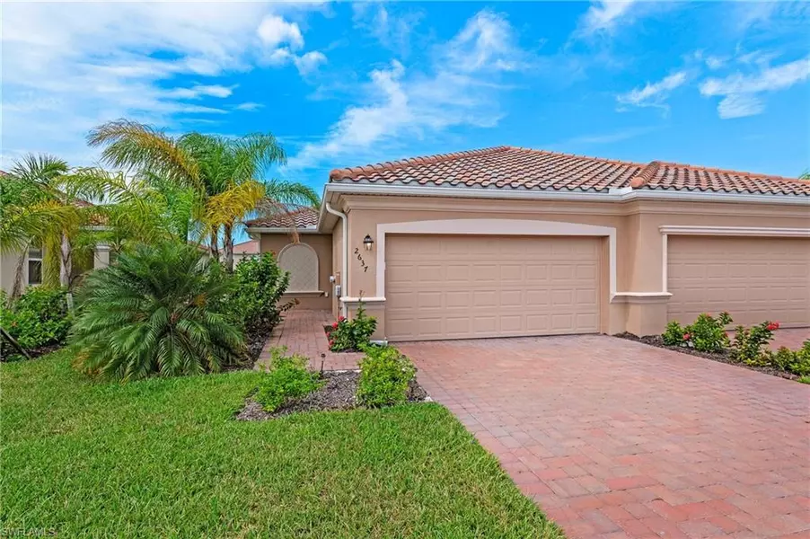 2637 Vine AVE, Naples, FL 34120