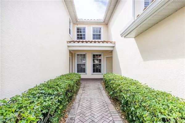 Naples, FL 34105,1335 Henley ST #802