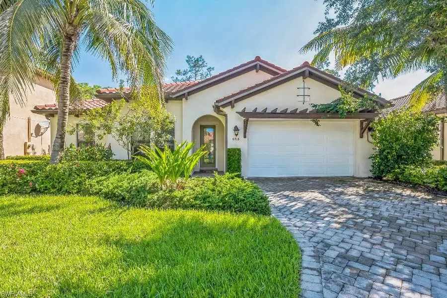 4418 Tamarind WAY, Naples, FL 34119