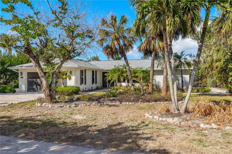 734 Anchor DR, Sanibel, FL 33957