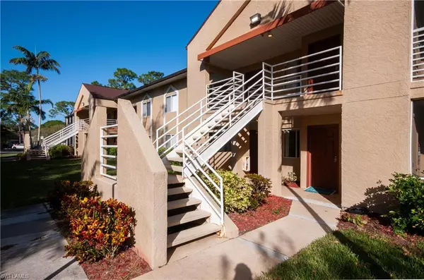 Estero, FL 33928,3100 Seasons WAY #111