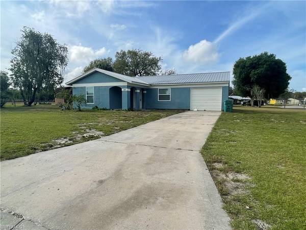 4010 Rye CT, Labelle, FL 33935