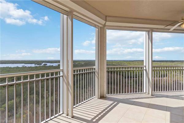 1001 Arbor Lake DR #502, Naples, FL 34110