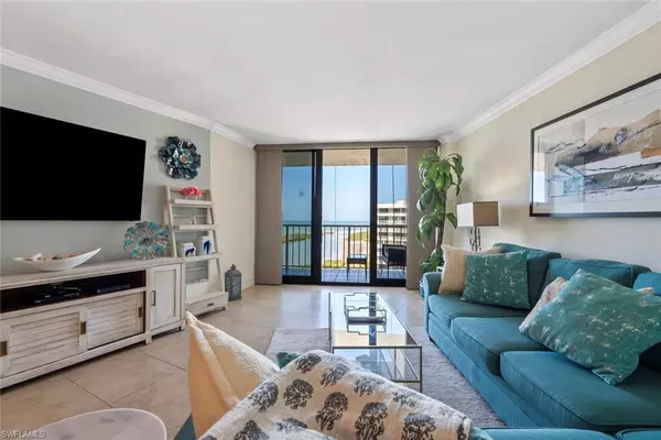 Marco Island, FL 34145,380 Seaview CT #1808