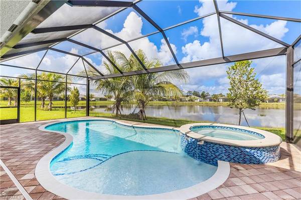 11847 Hydrangea PL, Naples, FL 34120