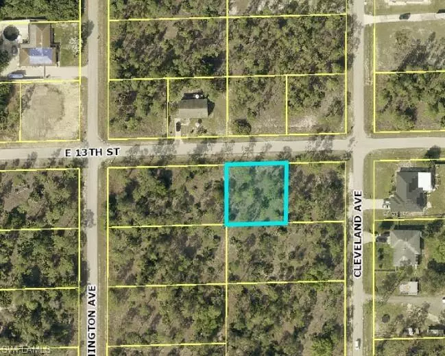 1404 E 13th ST, Lehigh Acres, FL 33972