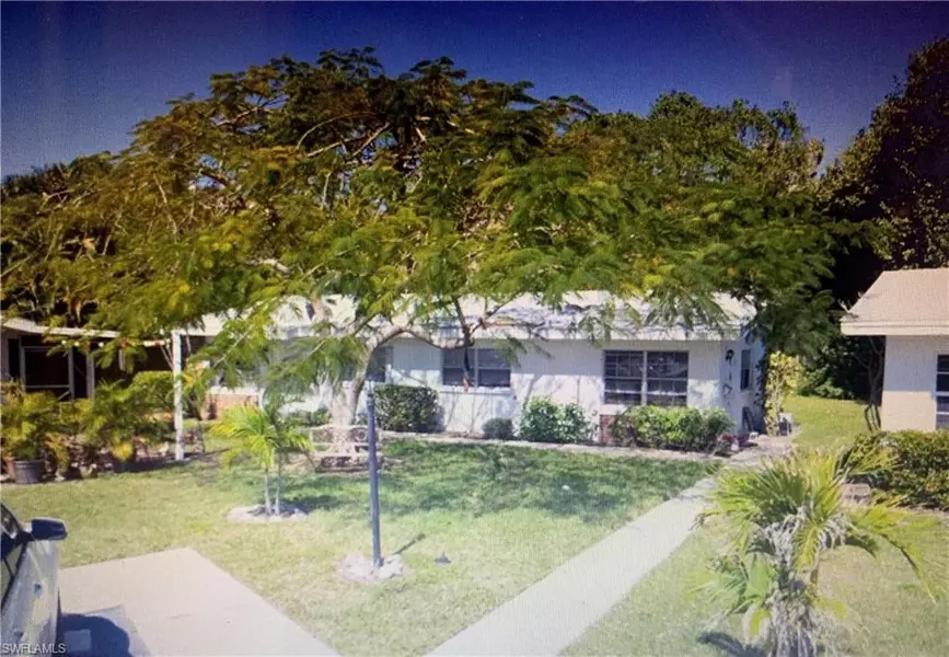 815 Courtington LN #2, Fort Myers, FL 33919