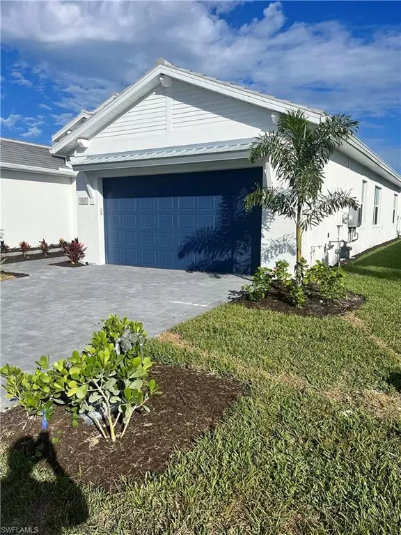 Naples, FL 34114,9195 Cayman DR