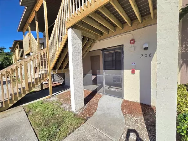 Fort Myers, FL 33919,13118 Feather Sound DR #208