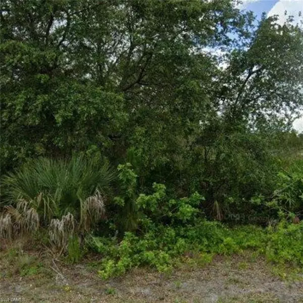 Lehigh Acres, FL 33971,2603 66th ST W