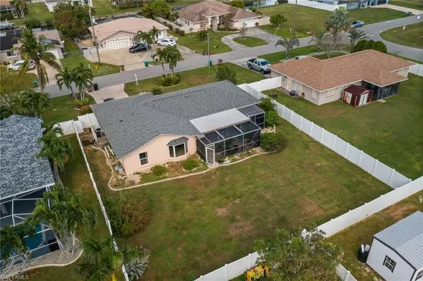 Cape Coral, FL 33990,1452 SE 14th ST